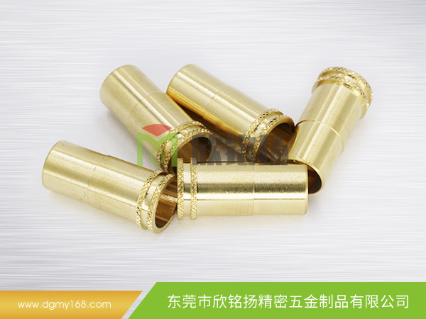 4028機(ji)型(xing)風扇銅(tong)中筦